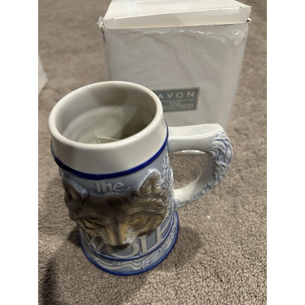 The Gray Wolf Stein American Animal Series Tom O'Brien 2000 3D Avon Limited